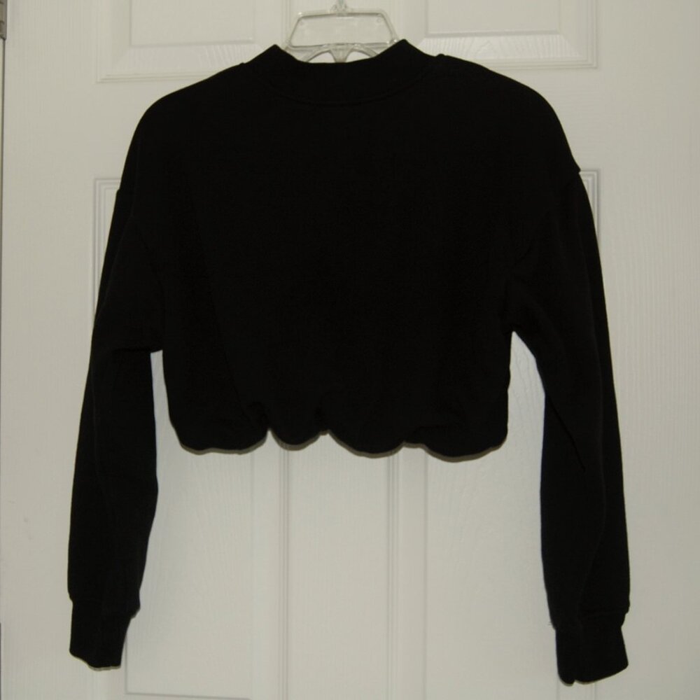 Forever 21 Black Cropped Sweatshirt, Double-Layer Cotton, Women S (Bust: 40")